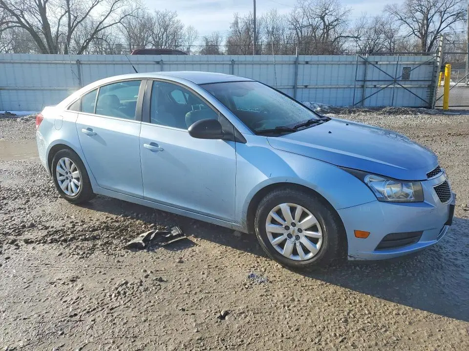2011 CHEVROLET CRUZE LS  