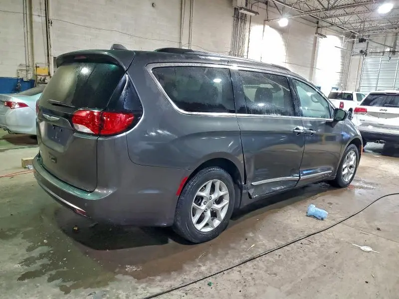 2017 CHRYSLER PACIFICA TOURING L  