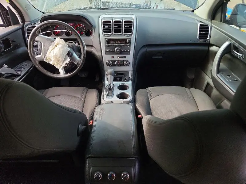 2012 GMC ACADIA SLE  