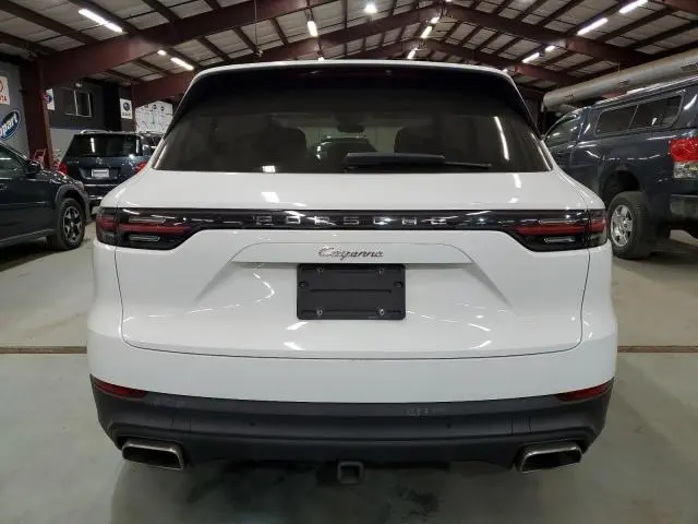 2019 PORSCHE CAYENNE   