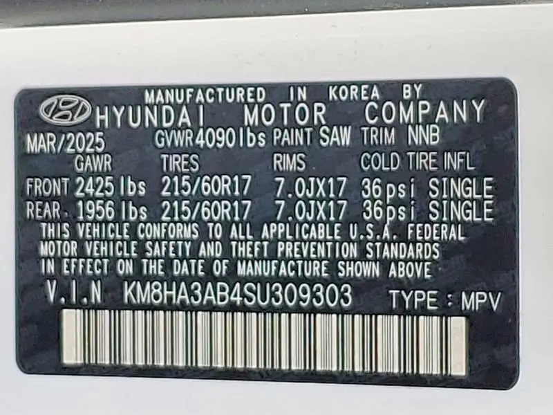 2025 HYUNDAI KONA SE  
