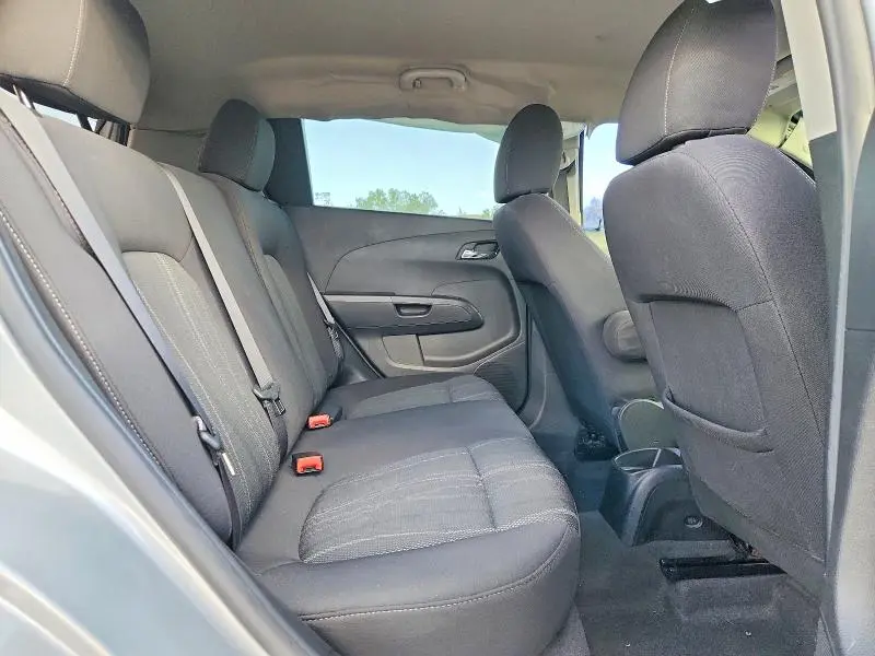 2015 CHEVROLET SONIC LT  