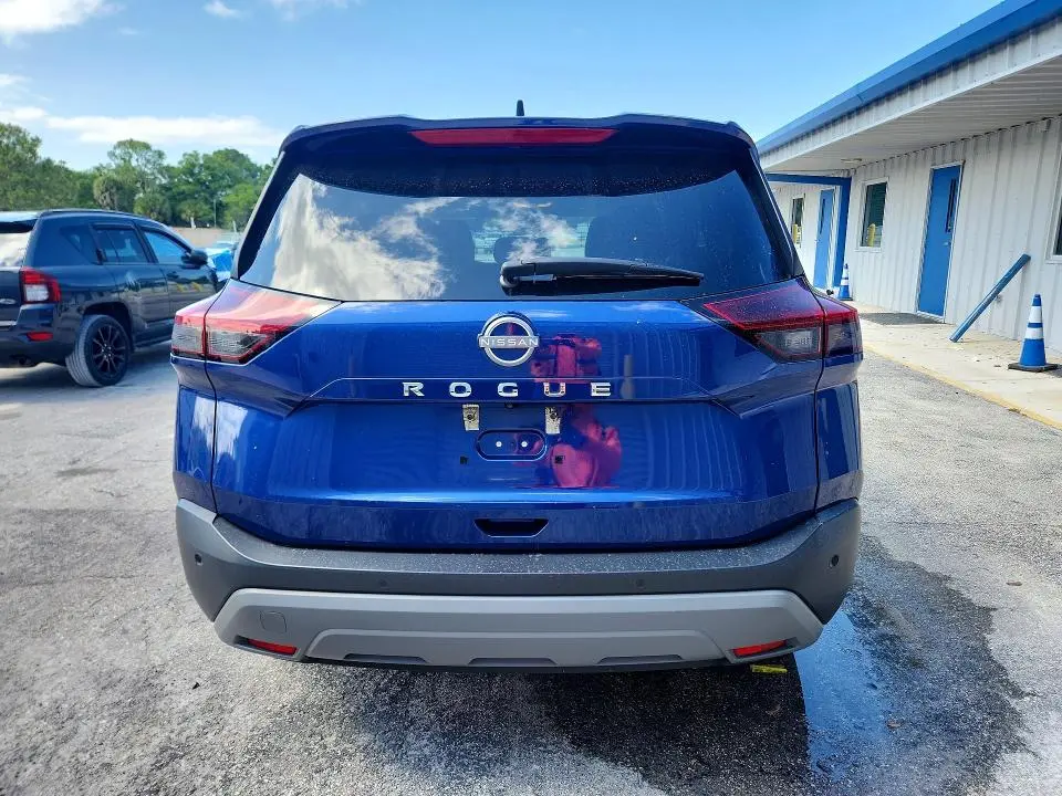2022 NISSAN ROGUE S  