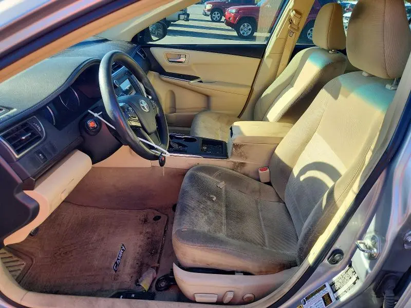 2016 TOYOTA CAMRY LE  