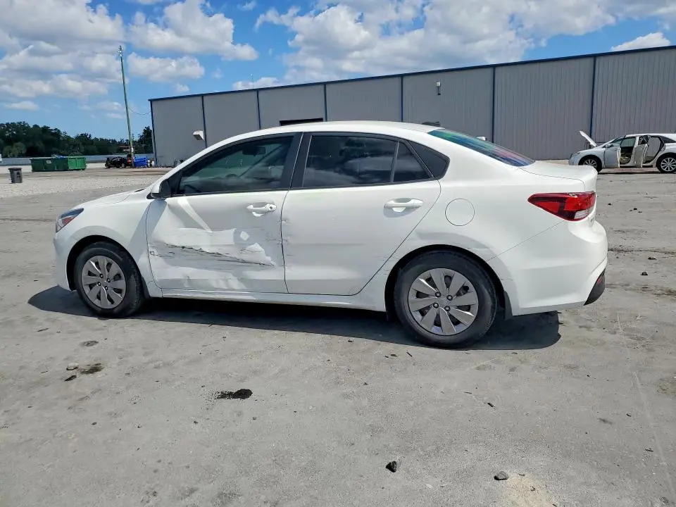2019 KIA RIO S  