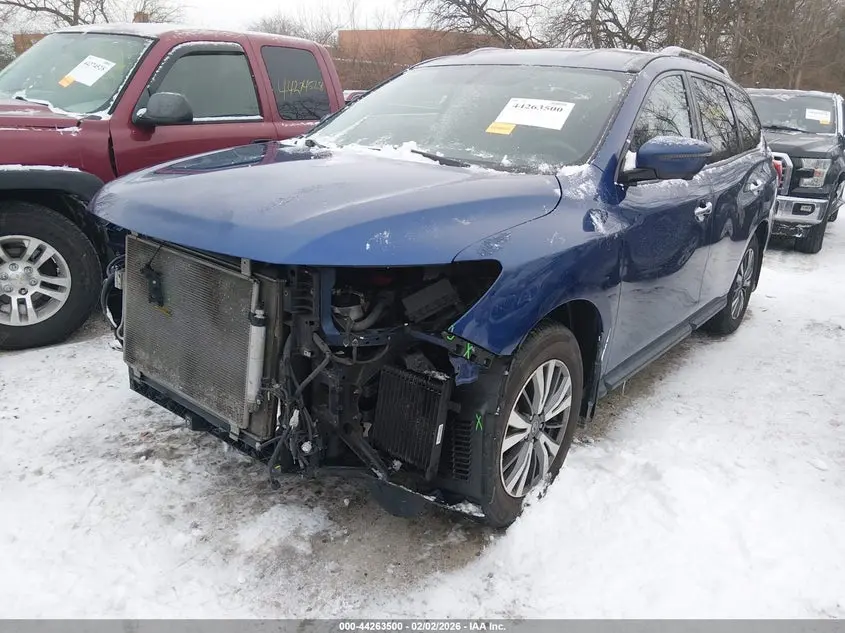 2017 NISSAN PATHFINDER SL