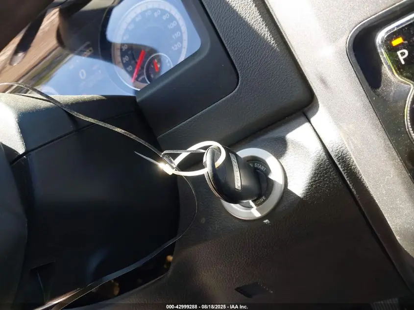 2018 RAM 1500 EXPRESS  4X4 6'4 BOX