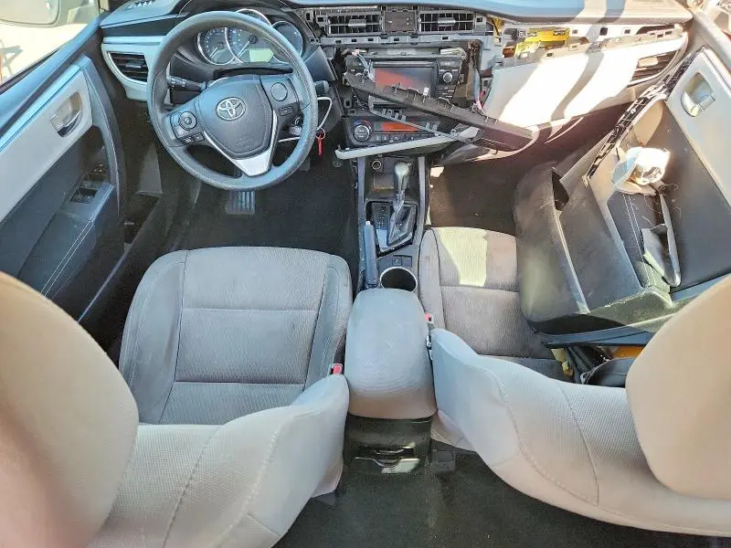 2015 TOYOTA COROLLA LE PLUS  