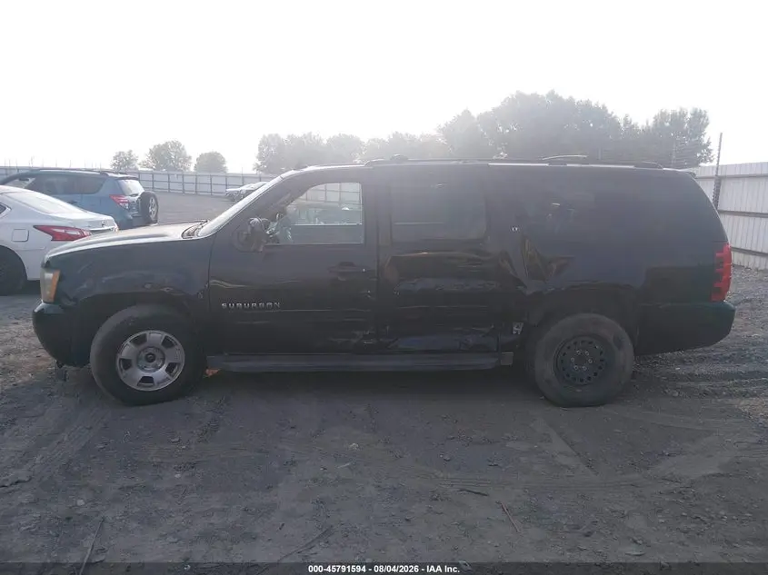 2011 CHEVROLET SUBURBAN 1500 LT1