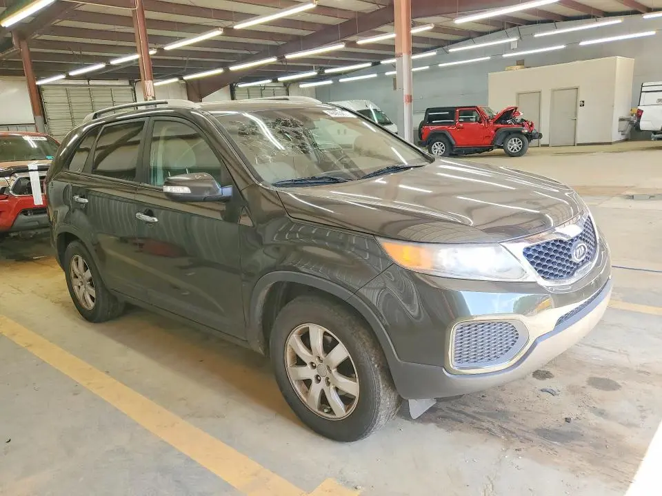 2012 KIA SORENTO LX  