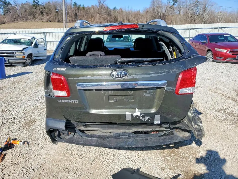 2011 KIA SORENTO BASE  