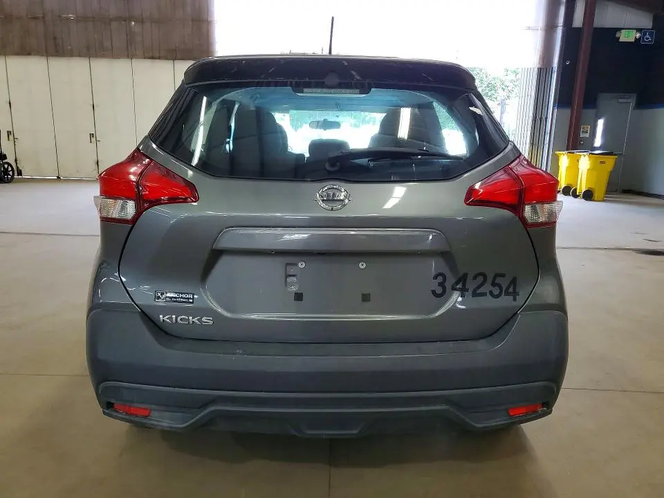 2019 NISSAN KICKS S  