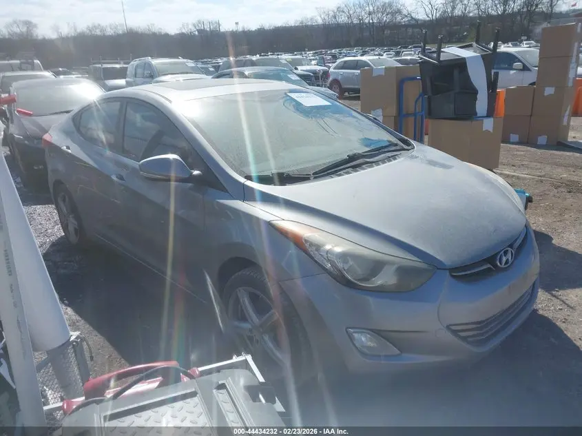 2013 HYUNDAI ELANTRA LIMITED