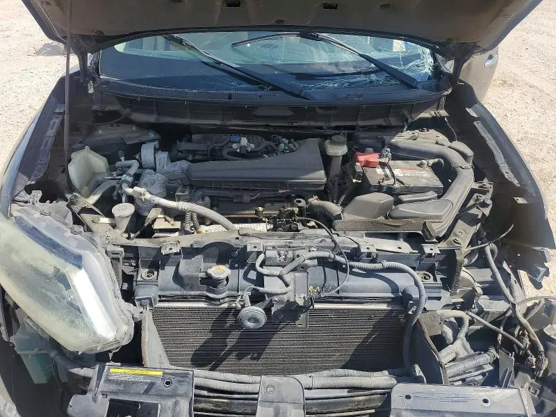 2015 NISSAN ROGUE SV  