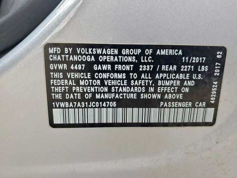 2018 VOLKSWAGEN PASSAT SE  