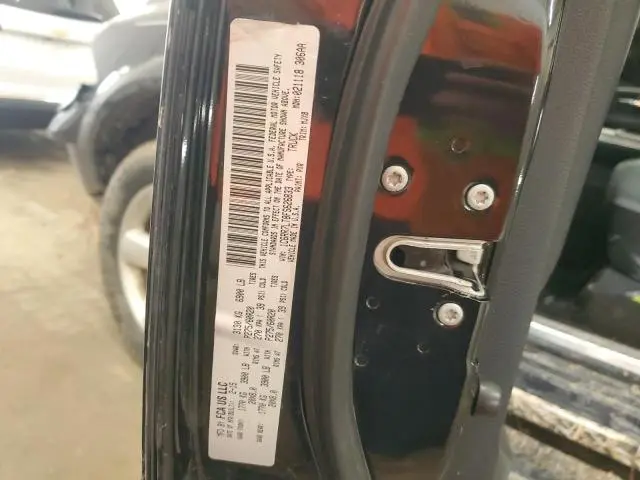 2015 RAM 1500 SLT  