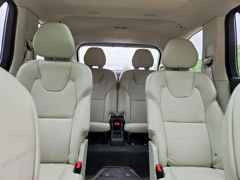 2023 VOLVO XC90 PLUS  