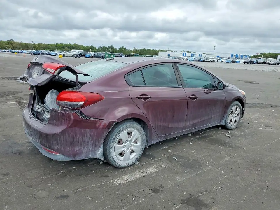 2018 KIA FORTE LX  