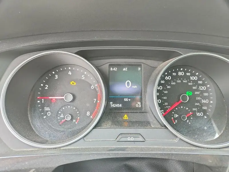 2018 VOLKSWAGEN TIGUAN SE  