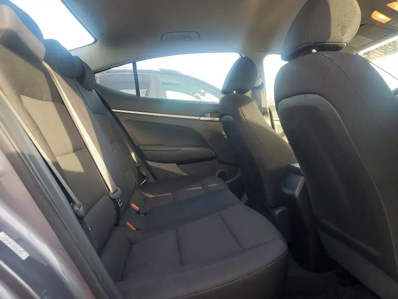 2019 HYUNDAI ELANTRA 4D   