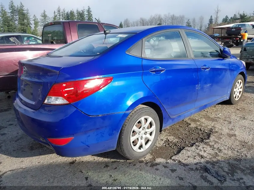 2014 HYUNDAI ACCENT GLS