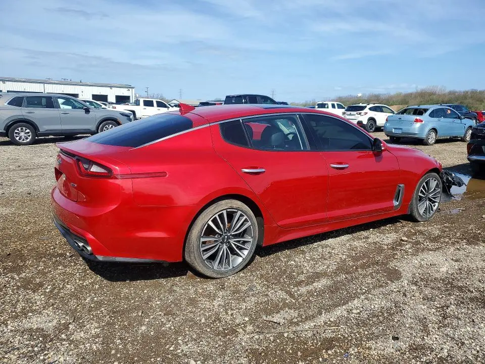 2019 KIA STINGER BASE  