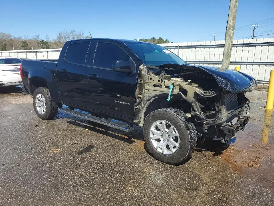 2022 CHEVROLET COLORADO LT  