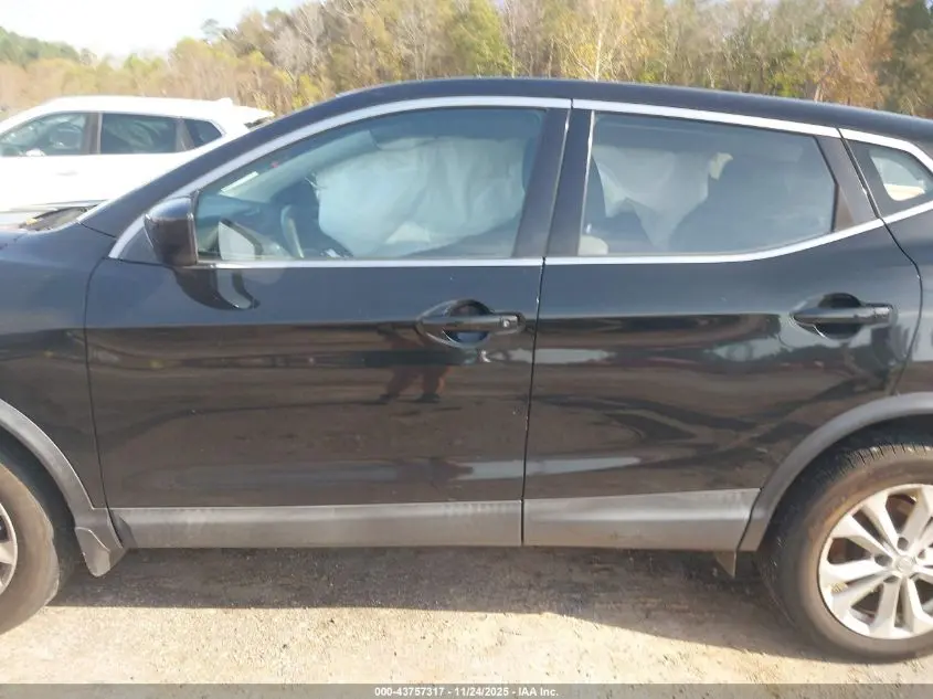 2018 NISSAN ROGUE SPORT S