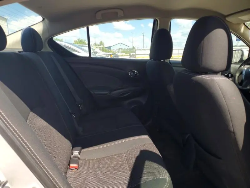 2015 NISSAN VERSA 1.6 SV  