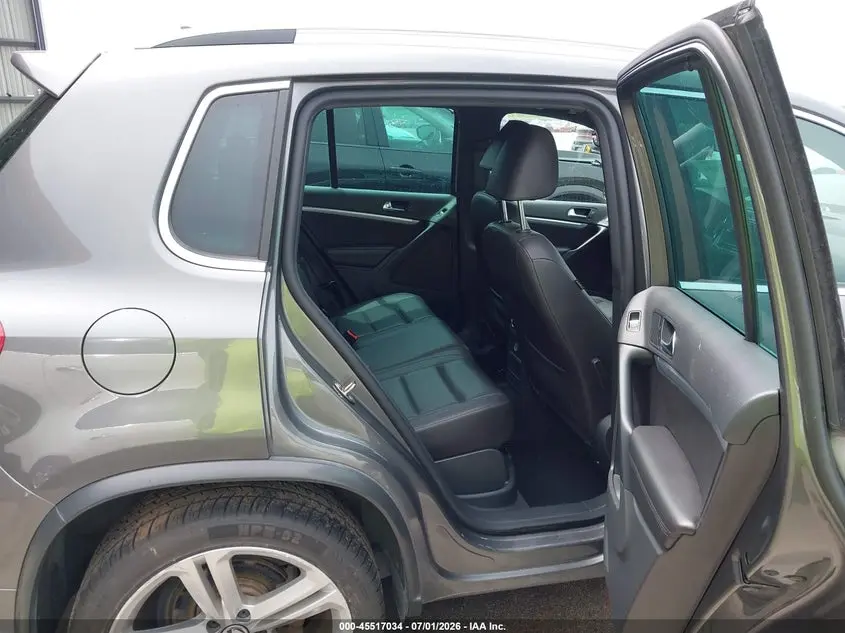 2016 VOLKSWAGEN TIGUAN R-LINE