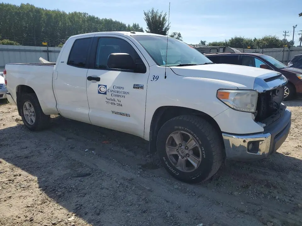 2016 TOYOTA TUNDRA SR5  