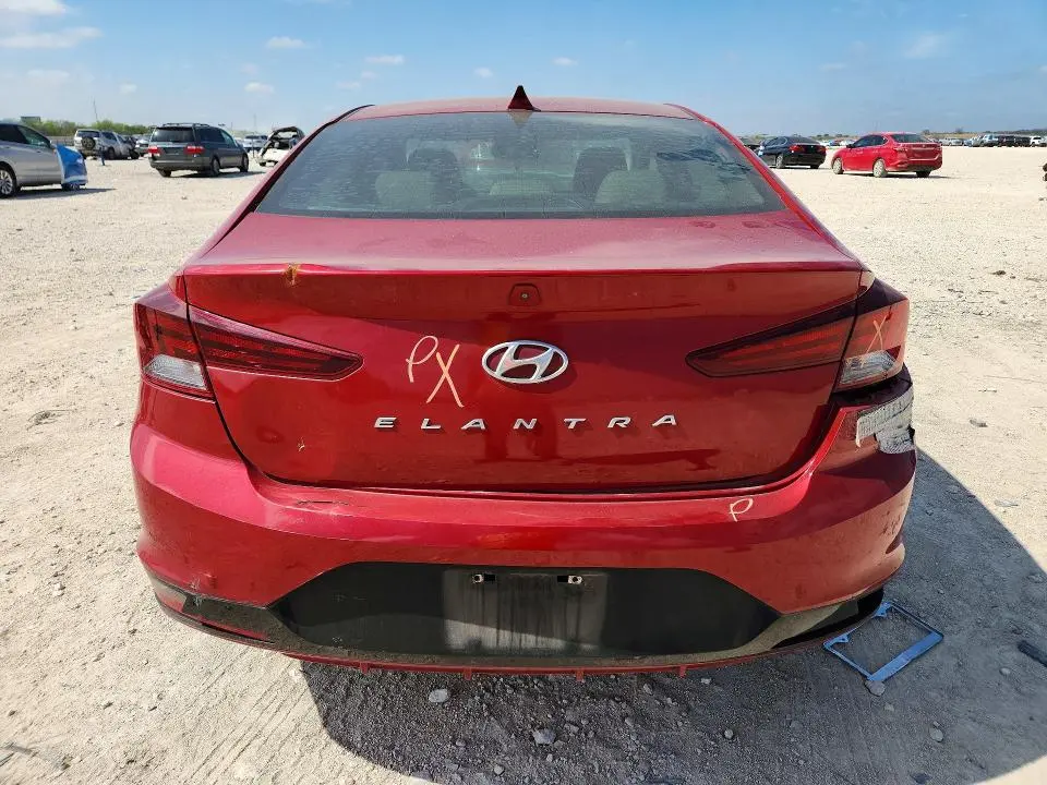 2019 HYUNDAI ELANTRA SEL  