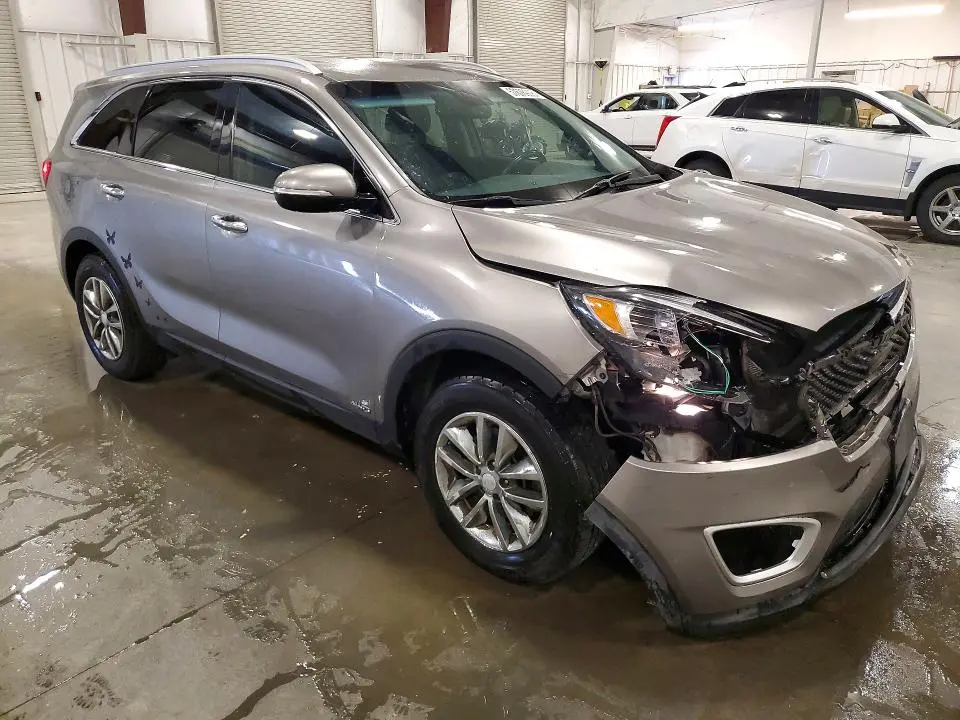 2018 KIA SORENTO LX  