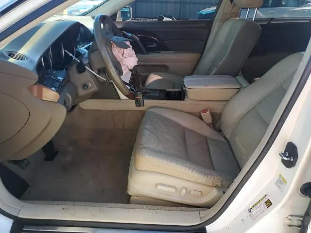 2010 ACURA RL   