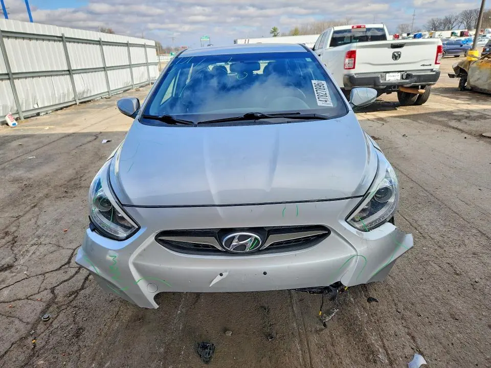 2014 HYUNDAI ACCENT SE  