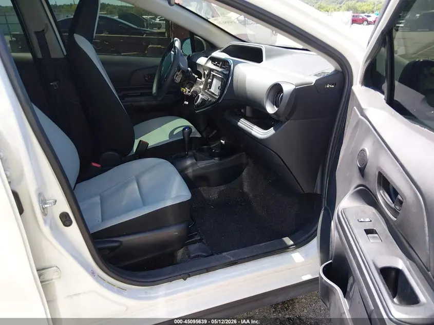 2018 TOYOTA PRIUS C ONE