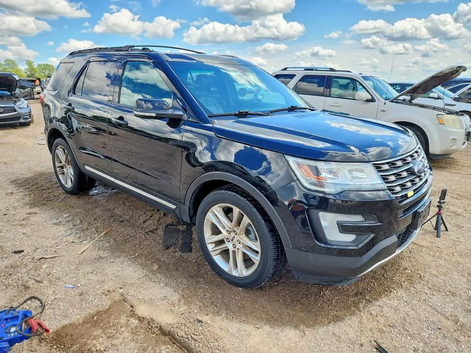 2016 FORD EXPLORER XLT  