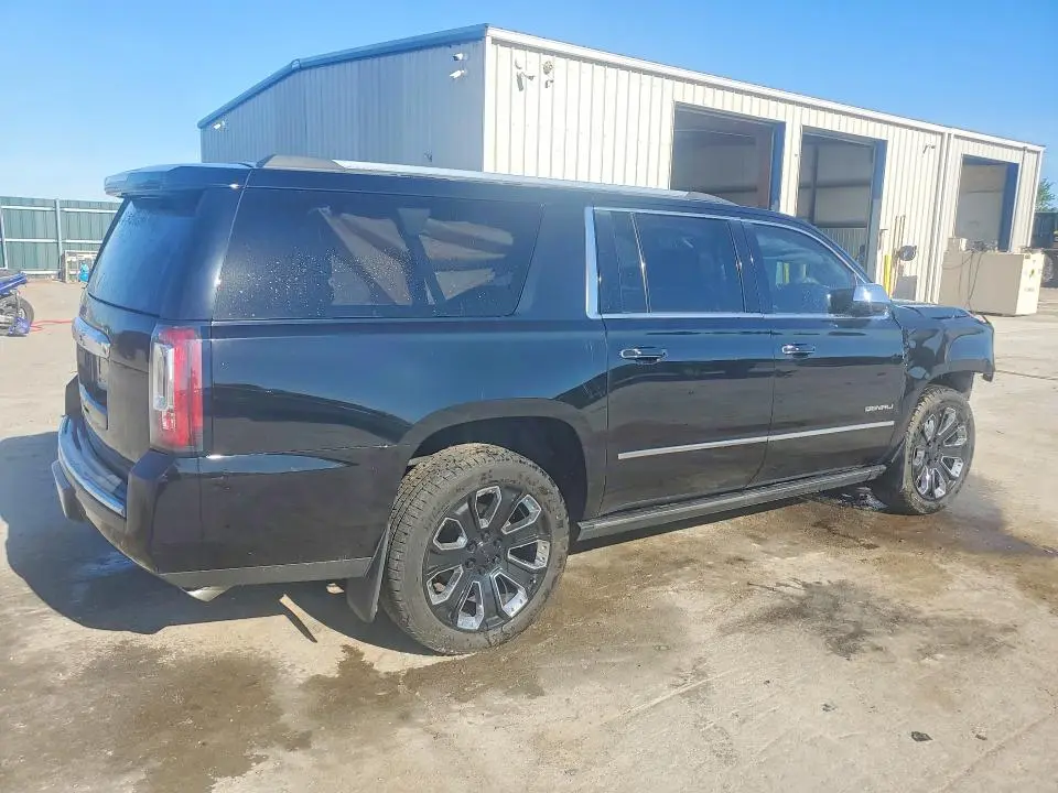 2018 GMC YUKON XL DENALI  