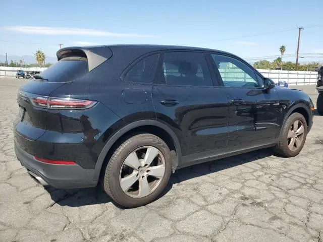 2019 PORSCHE CAYENNE