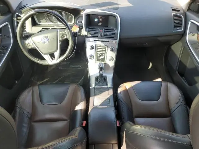 2017 VOLVO XC60 T5 DYNAMIC  