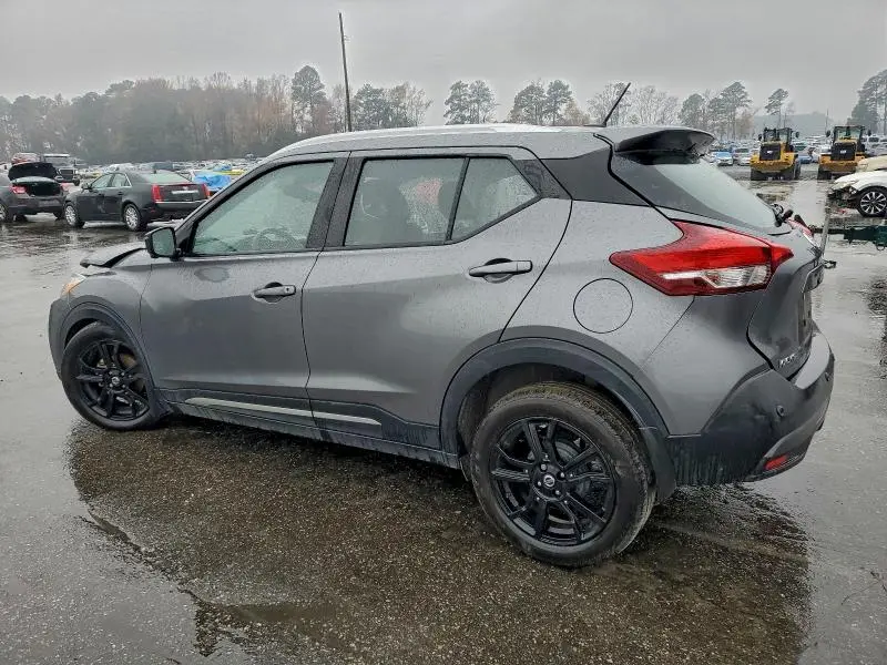 2020 NISSAN KICKS SR  