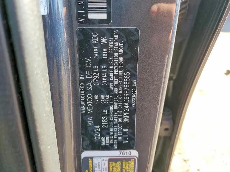 2024 KIA FORTE LXS  