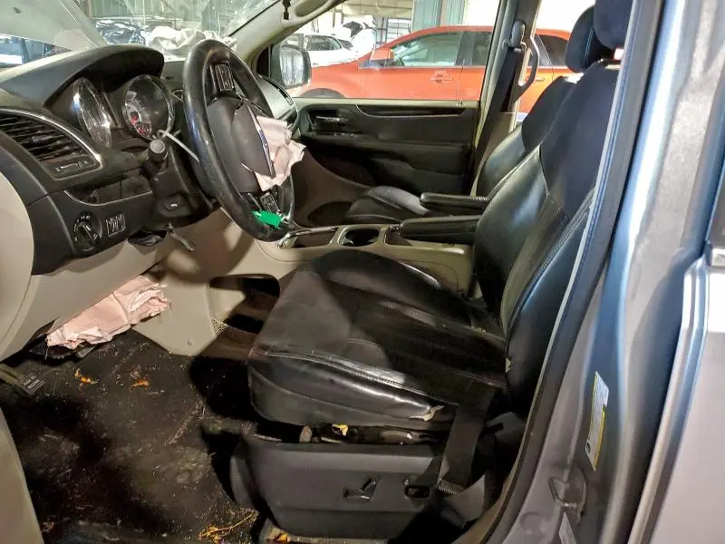 2014 CHRYSLER TOWN & COUNTRY TOURING L  