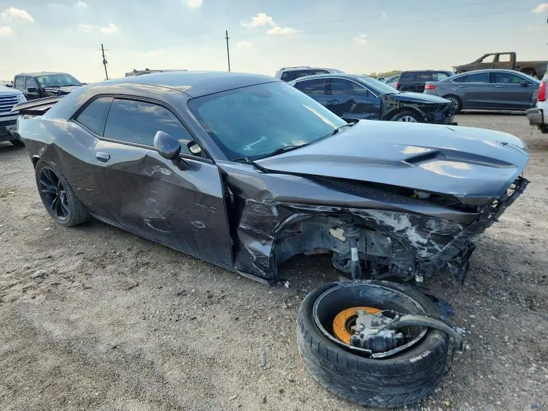 2016 DODGE CHALLENGER SXT  