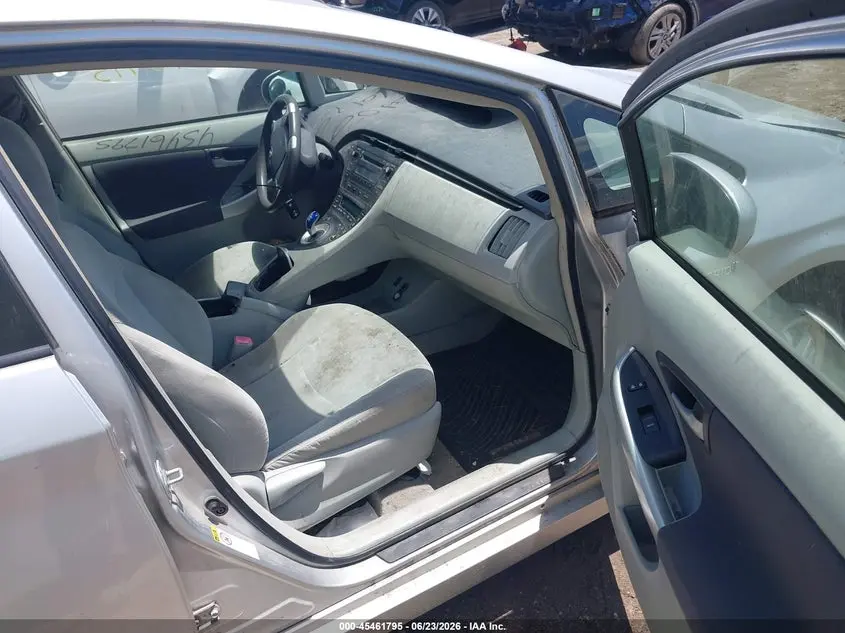 2011 TOYOTA PRIUS TWO
