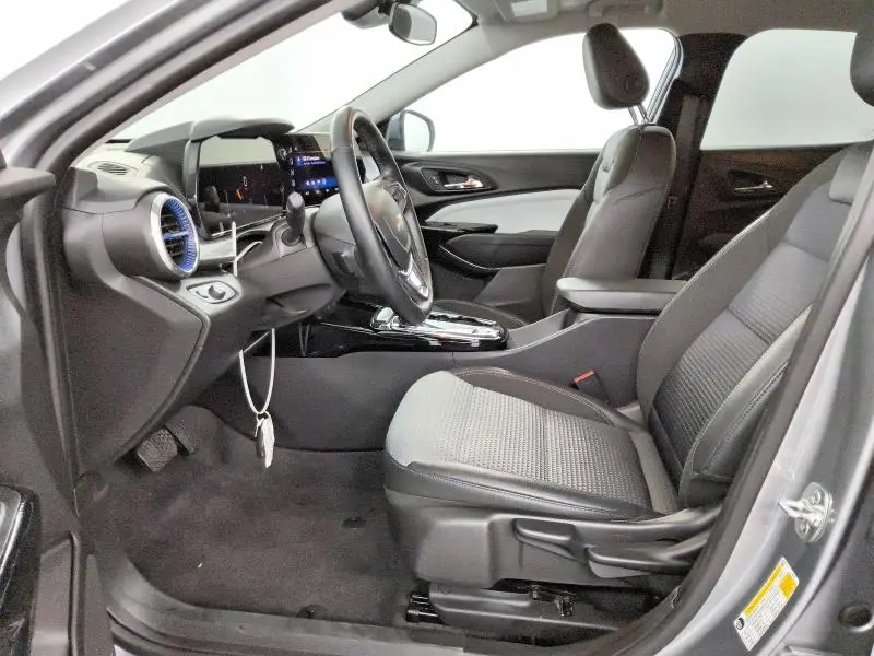 2025 CHEVROLET TRAX   