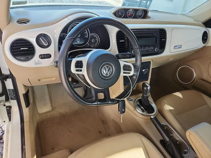 2013 VOLKSWAGEN BEETLE   