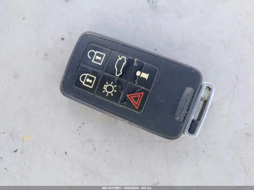 2011 VOLVO XC60 3.2/3.2 R-DESIGN