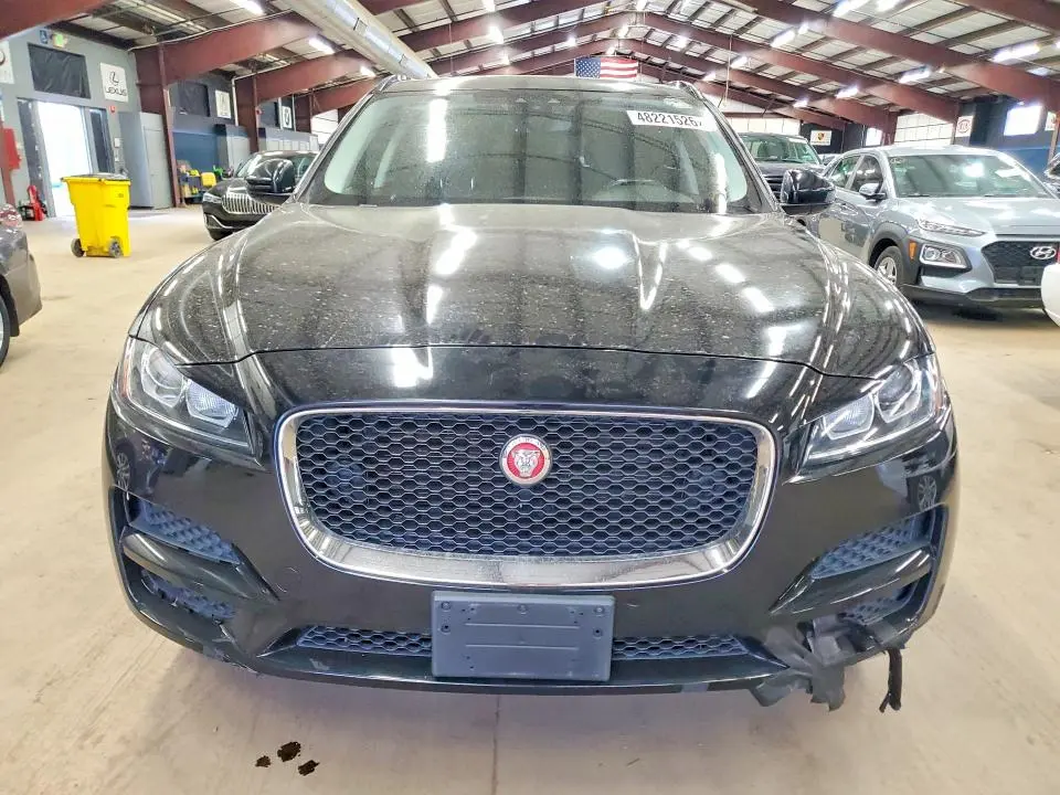 2017 JAGUAR F-PACE PREMIUM  