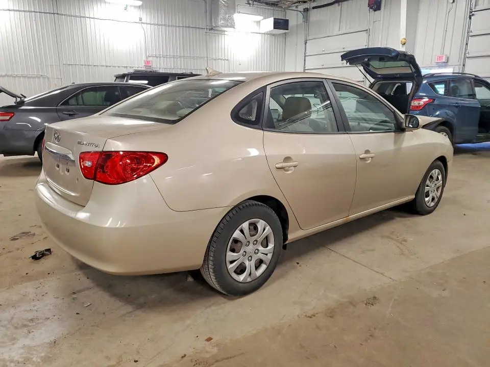 2010 HYUNDAI ELANTRA GLS  